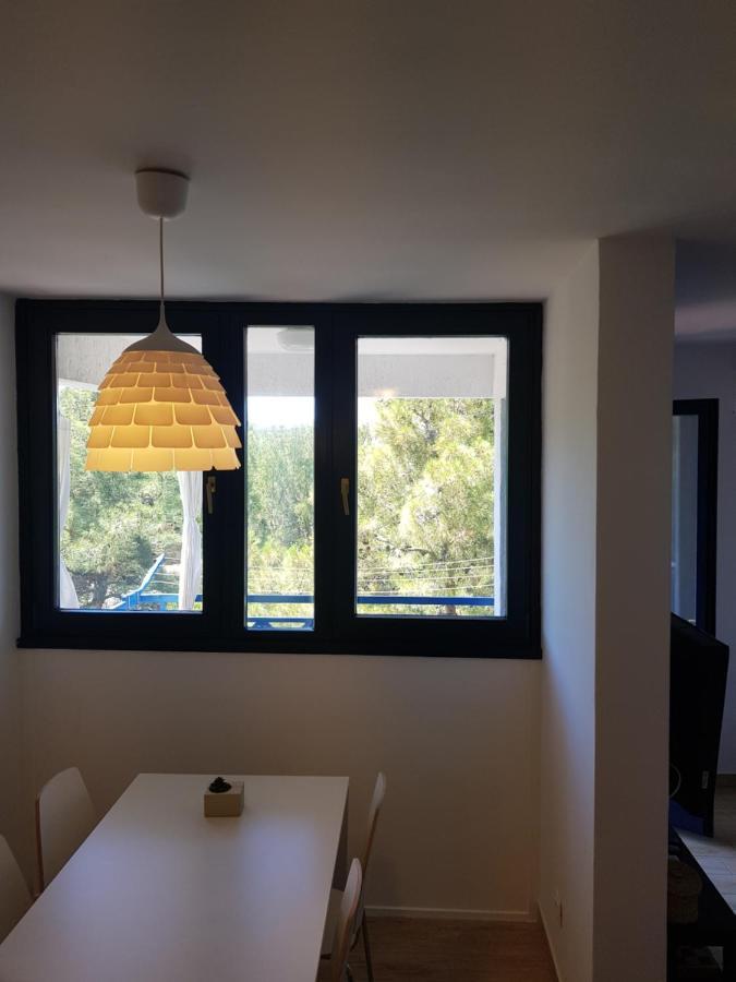 Leut Apartment, 3Min Beach, 15Min Center Pula Luaran gambar